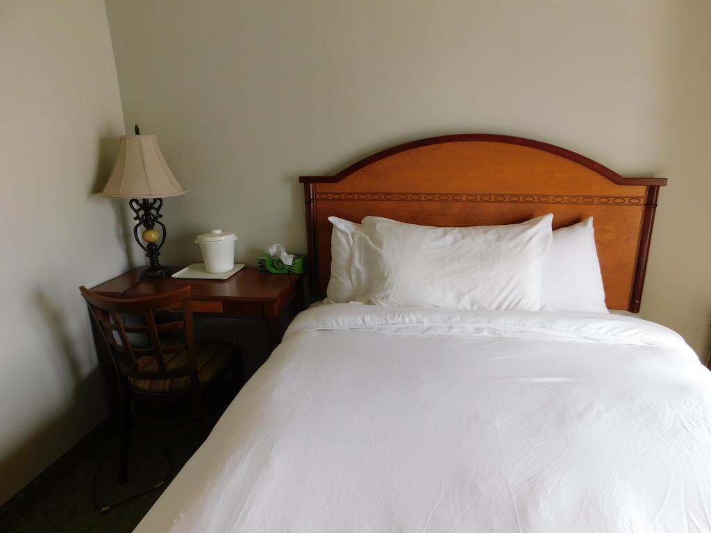 Hotel A2K Montreal Zewnętrze zdjęcie